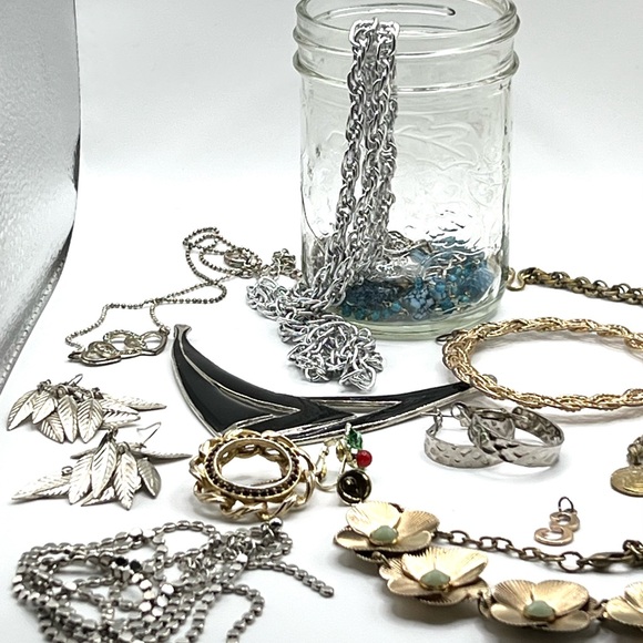 Costume Jewelry Bundle - Picture 10 of 15